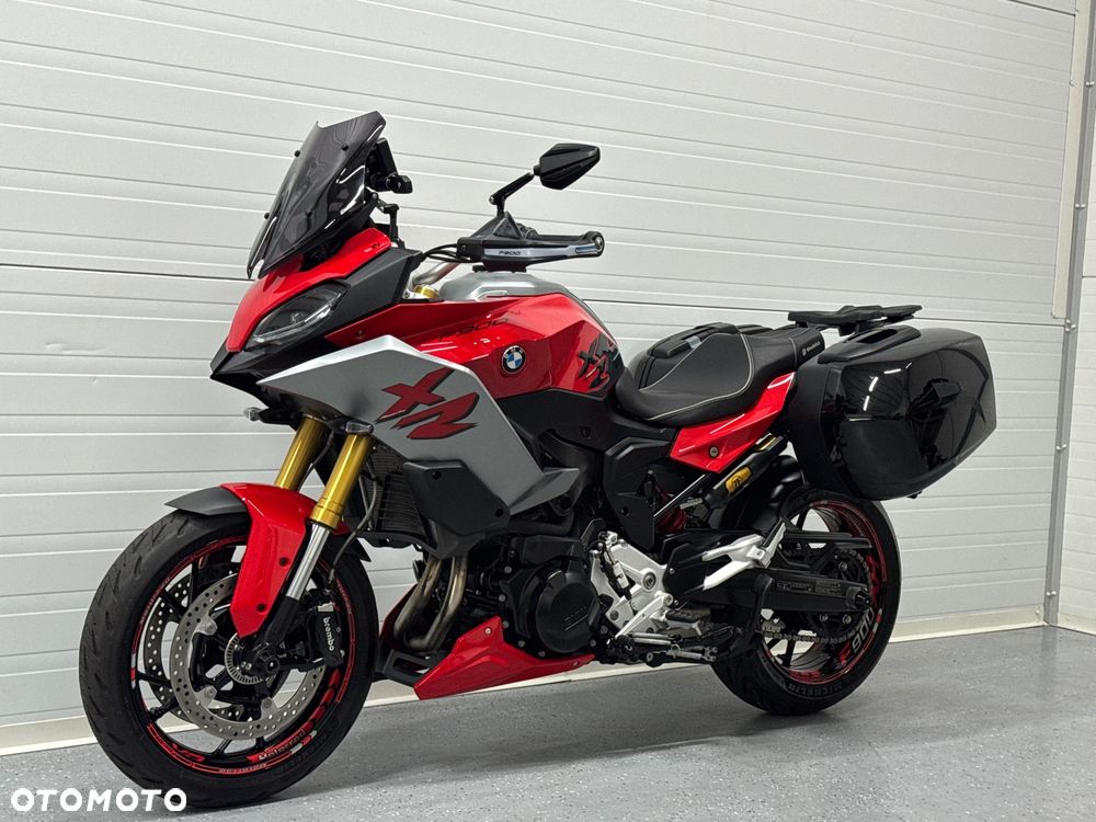 BMW F - 24