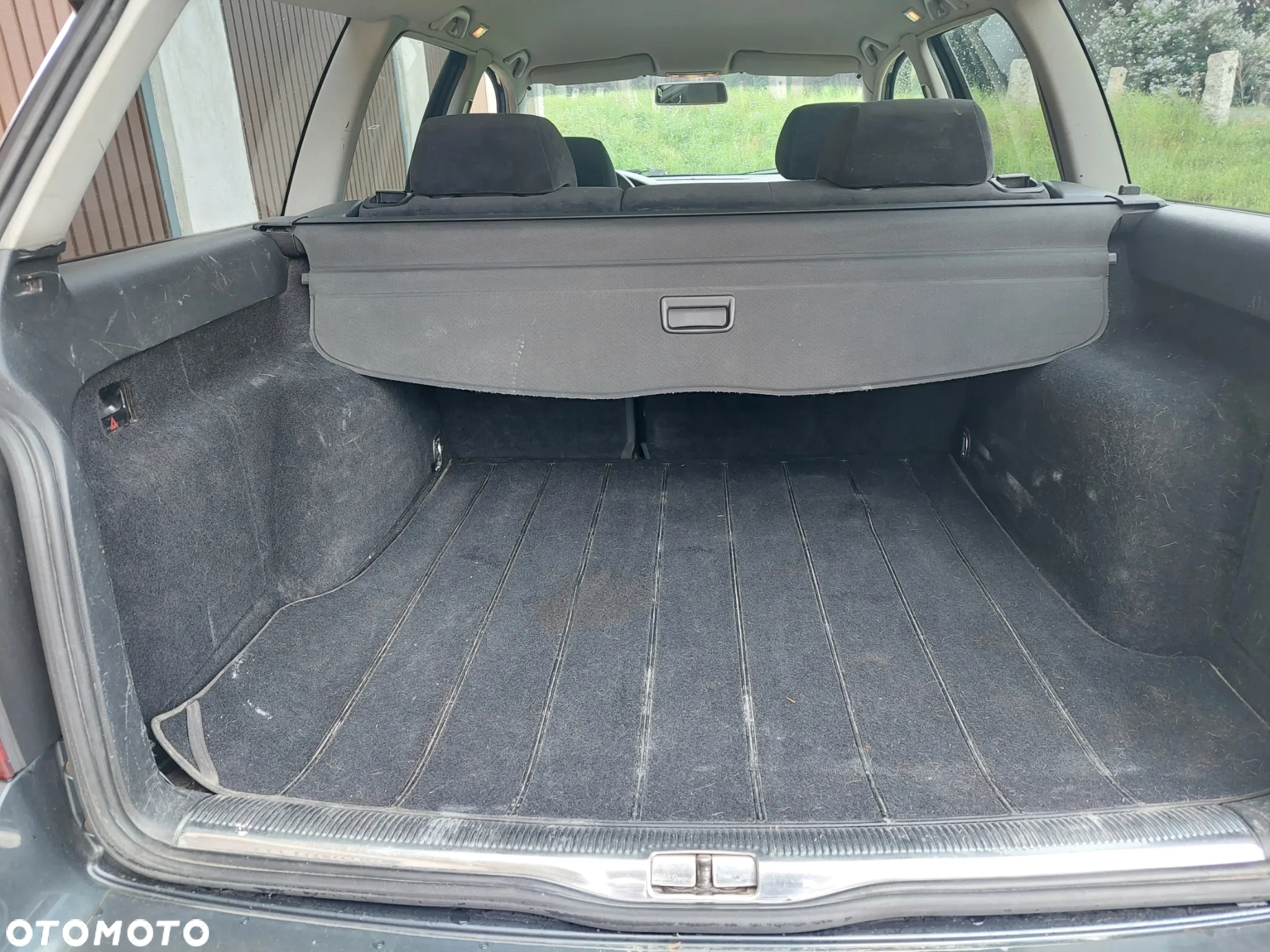 Volkswagen Passat 1.8T - 13