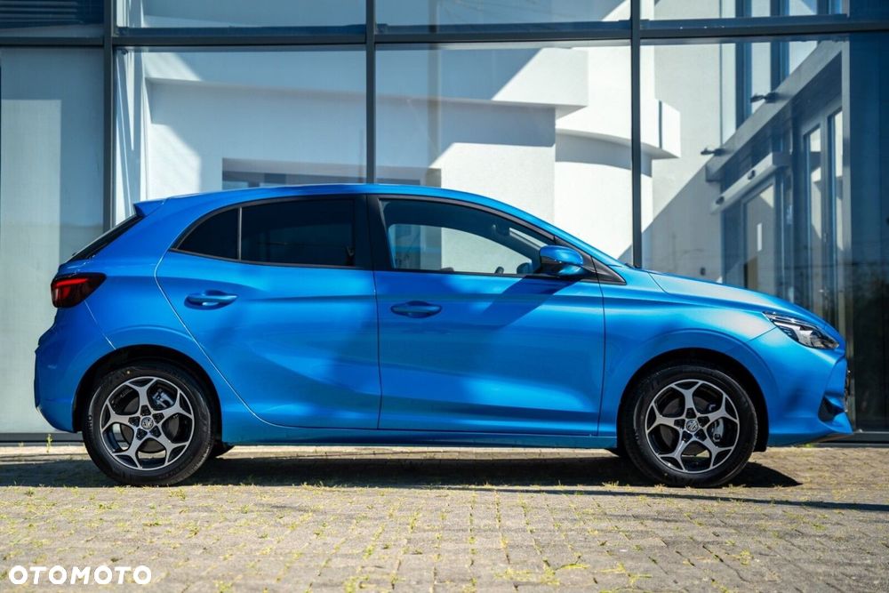 MG MG3 - 12