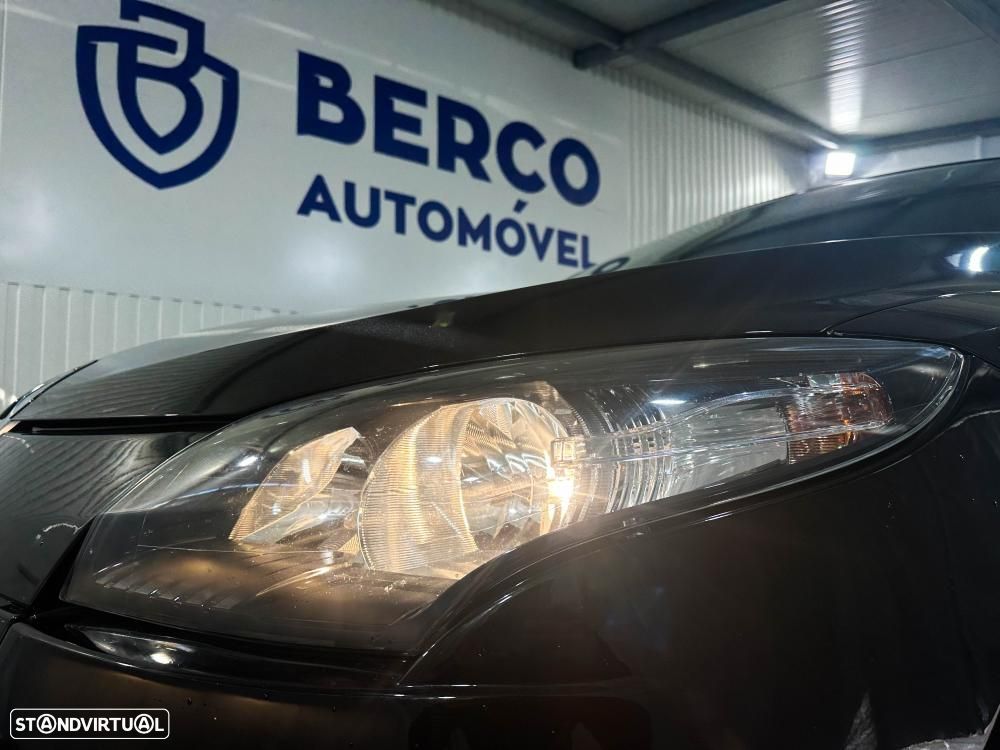 Renault Mégane Sport Tourer 1.5 dCi GT Line EDC J18 - 13