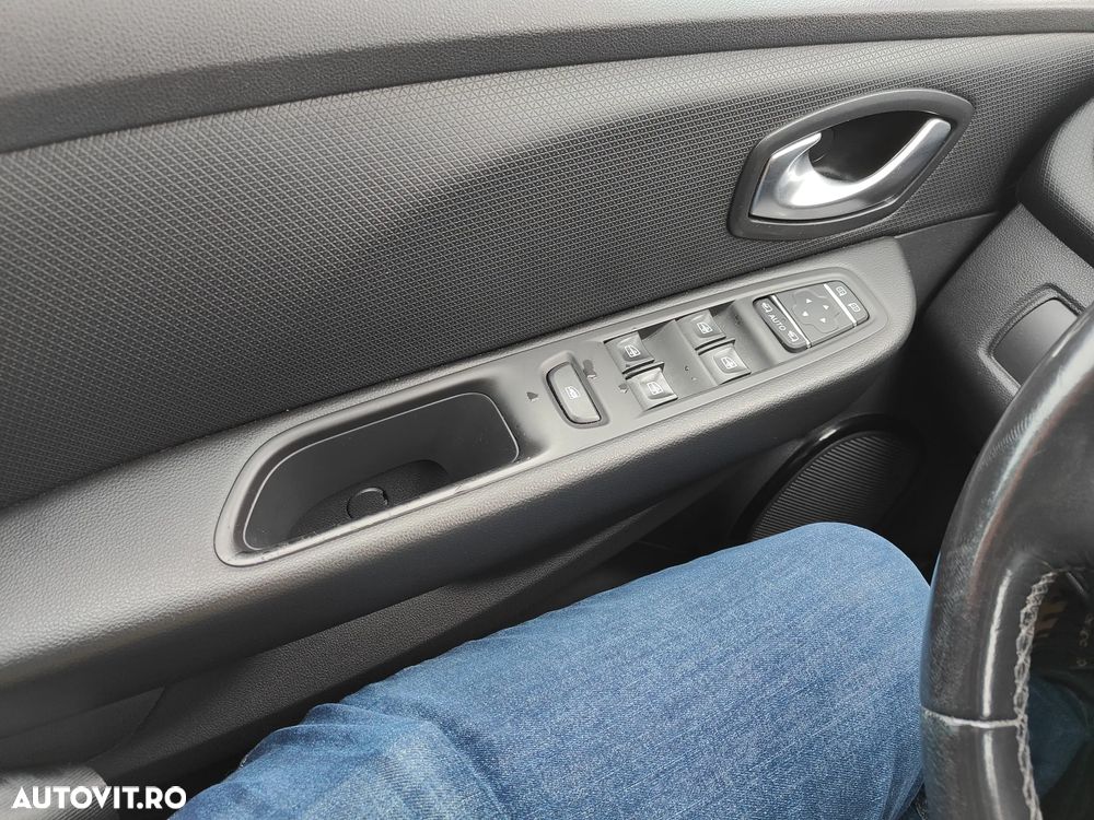 Renault Clio 1.2 Energy TCe EDC Intens - 17