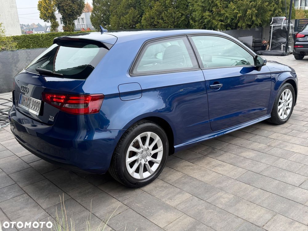 Audi A3 3-drzwiowe 1.6 TDI design - 5