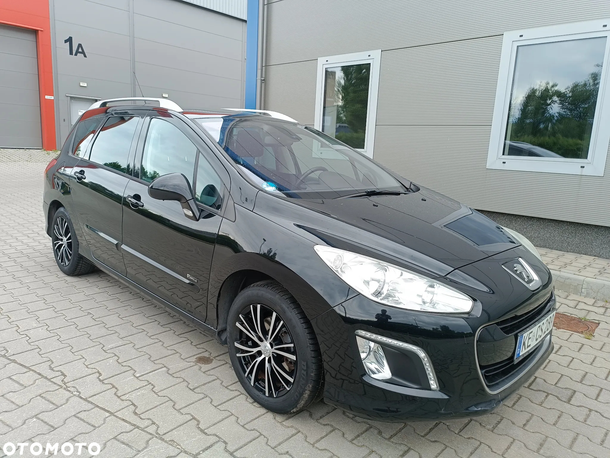 Peugeot 308 SW 120 VTi Family - 18