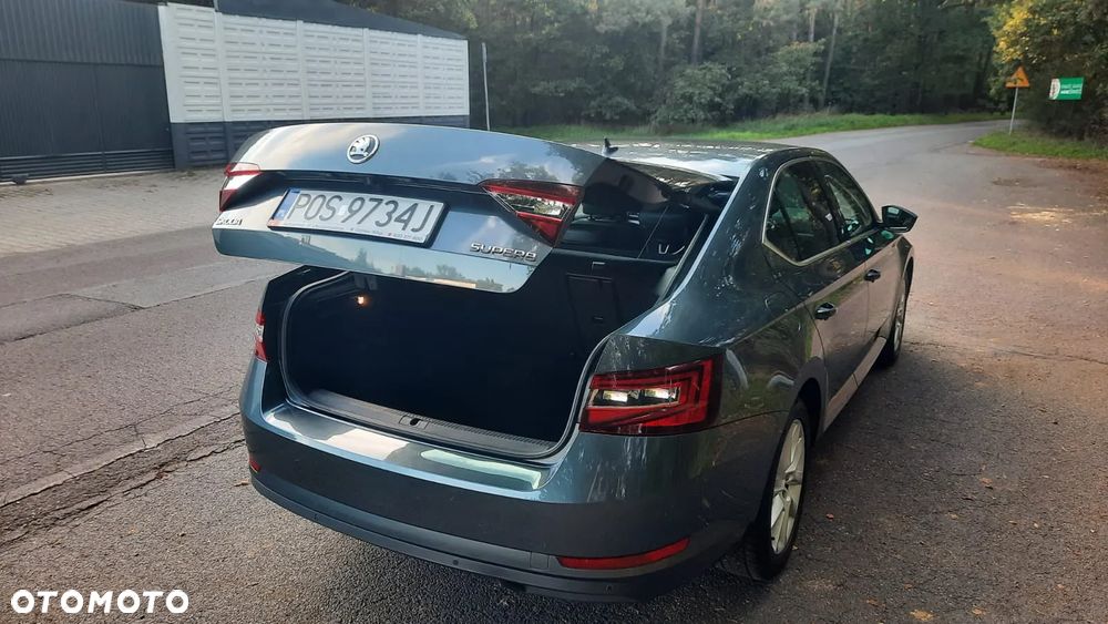 Skoda Superb 2.0 TDI Style - 19
