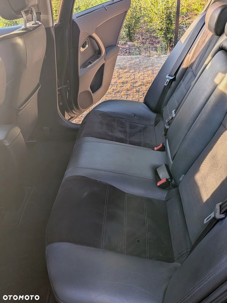 Toyota Avensis 1.8 Sol plus EU5 - 6