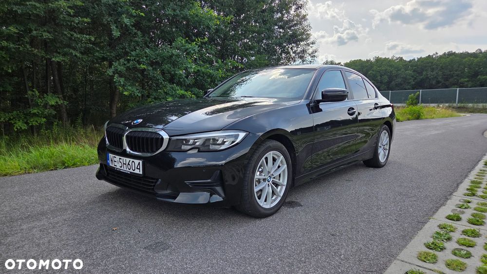 BMW Seria 3 330i - 9