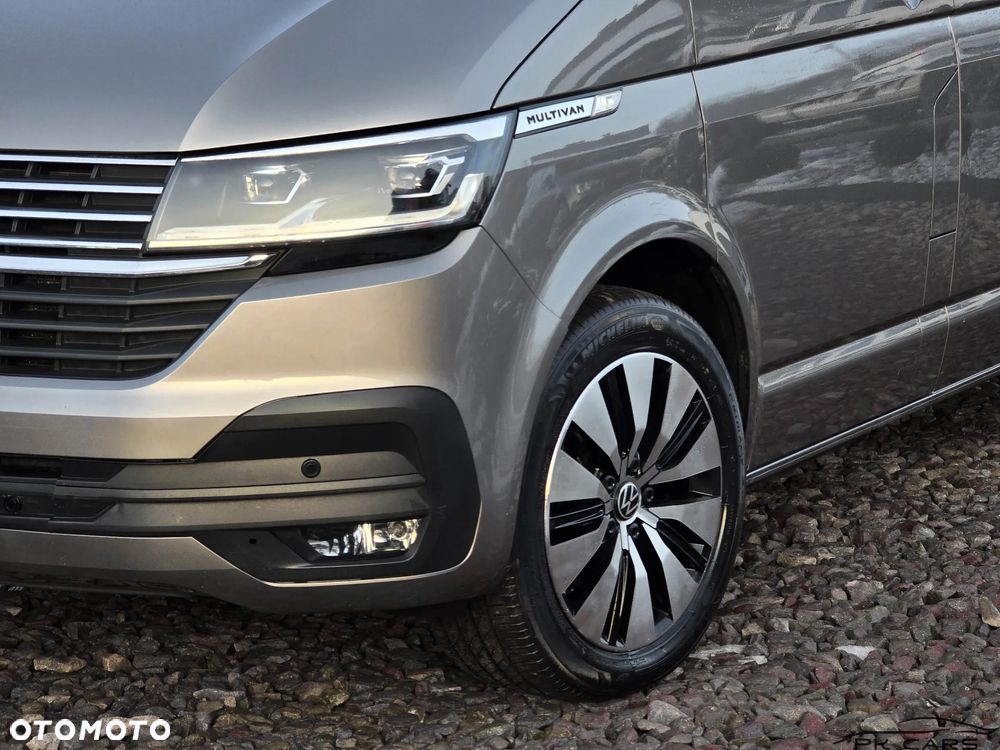 Volkswagen Multivan - 5