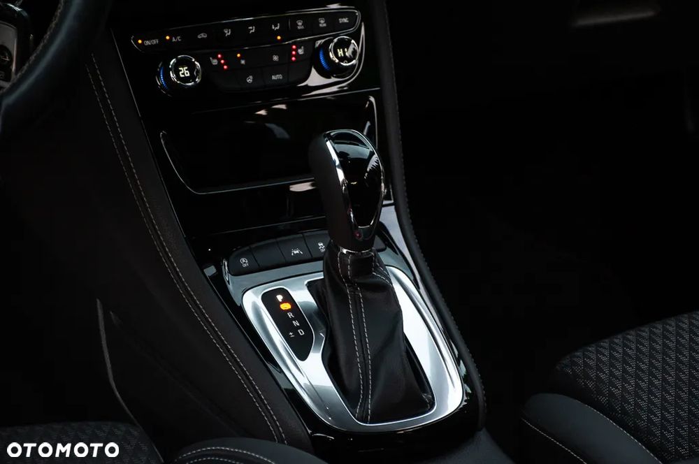 Opel Astra 1.4 Turbo Start/Stop Automatik Dynamic - 33