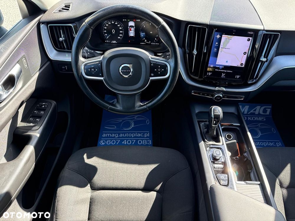 Volvo XC 60 D3 Momentum - 22