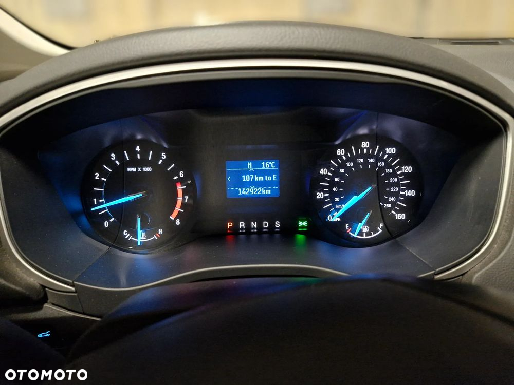 Ford Fusion - 14
