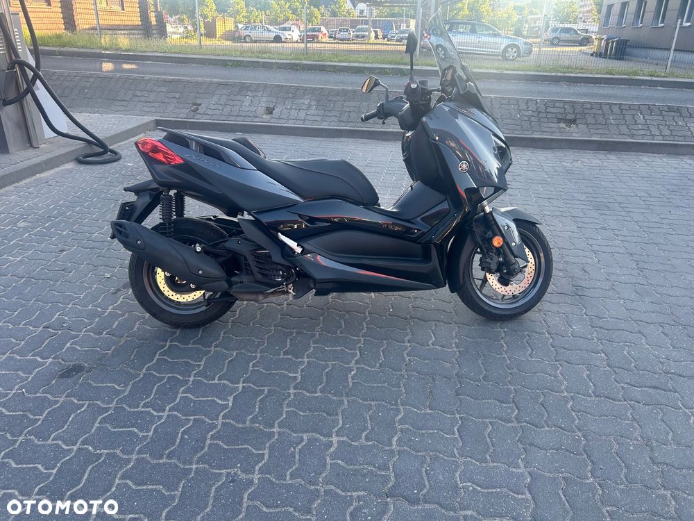 Yamaha X-max - 1