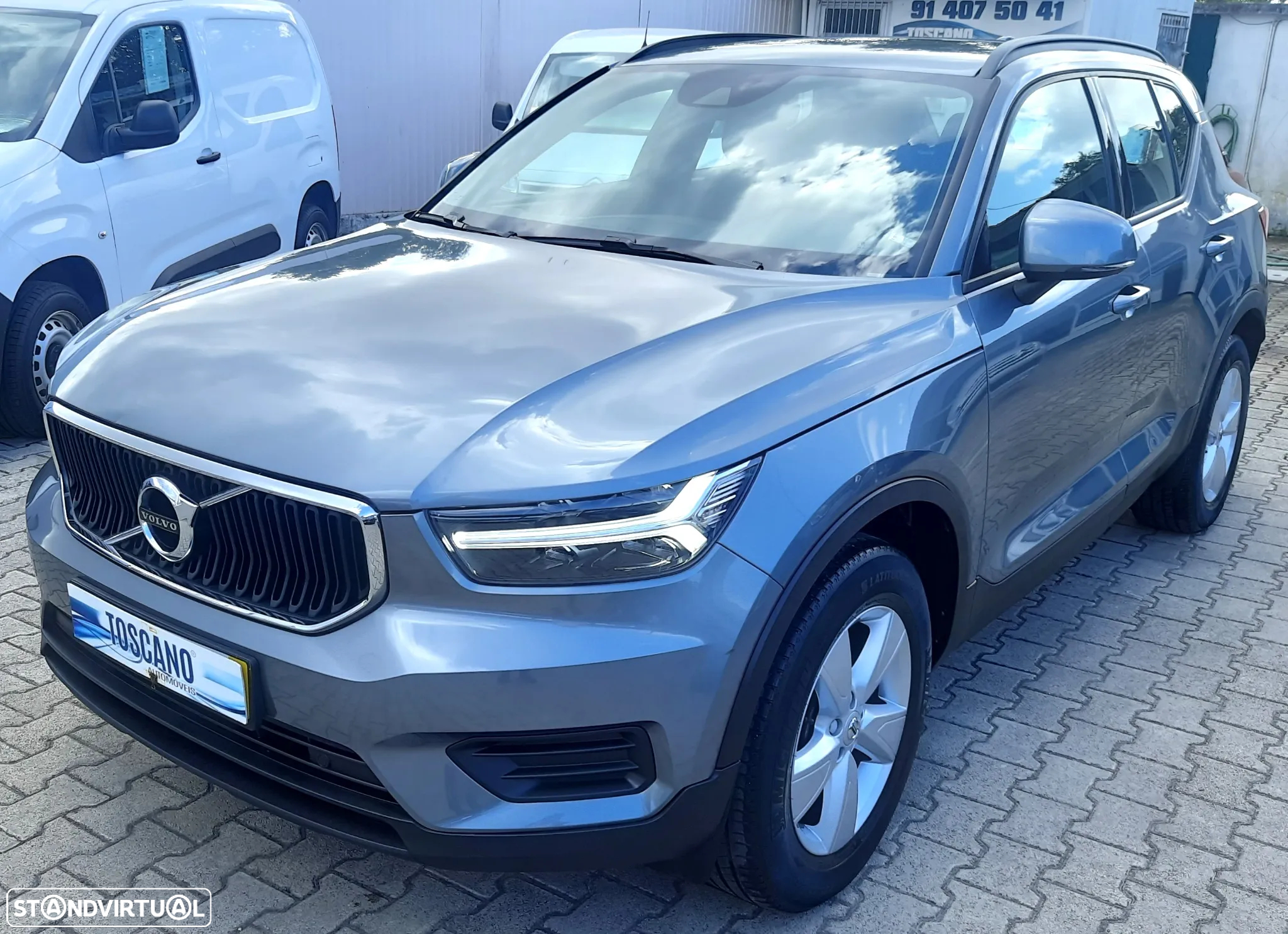 Volvo XC 40 1.5 T3 Tech Edition - 4