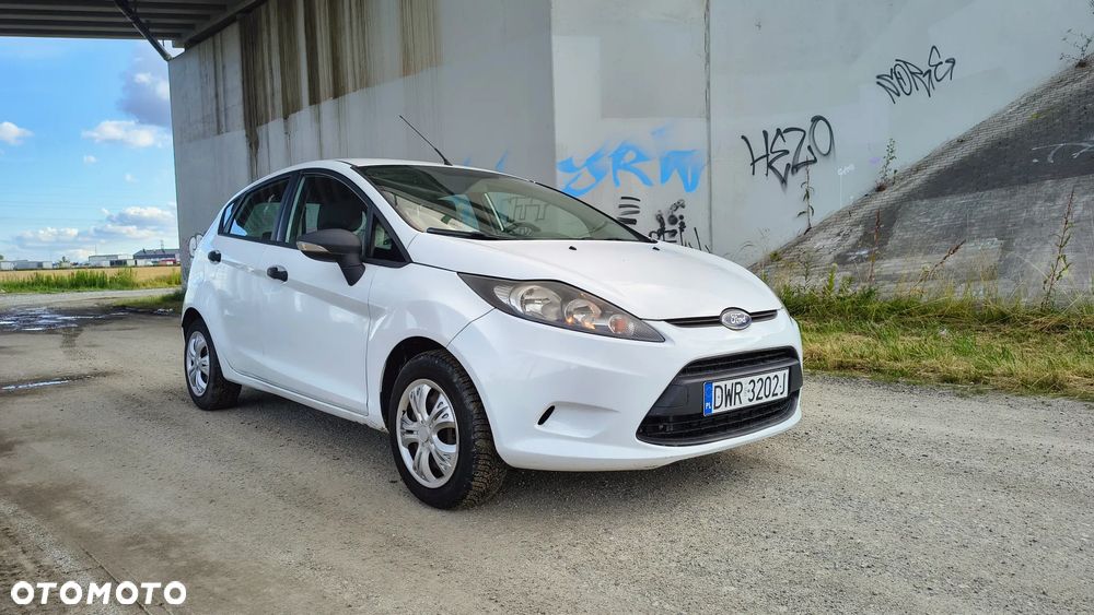 Ford Fiesta 1.4 TDCi Ambiente - 2