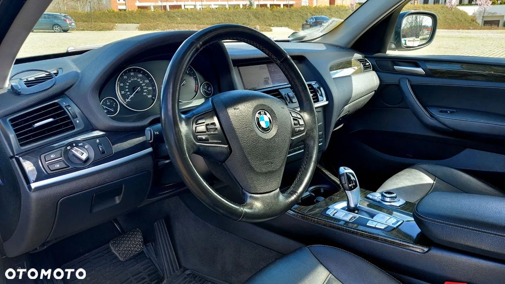 BMW X3 xDrive28i Sport-Aut Advantage - 18