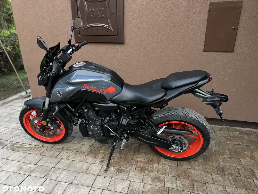 Yamaha MT - 16