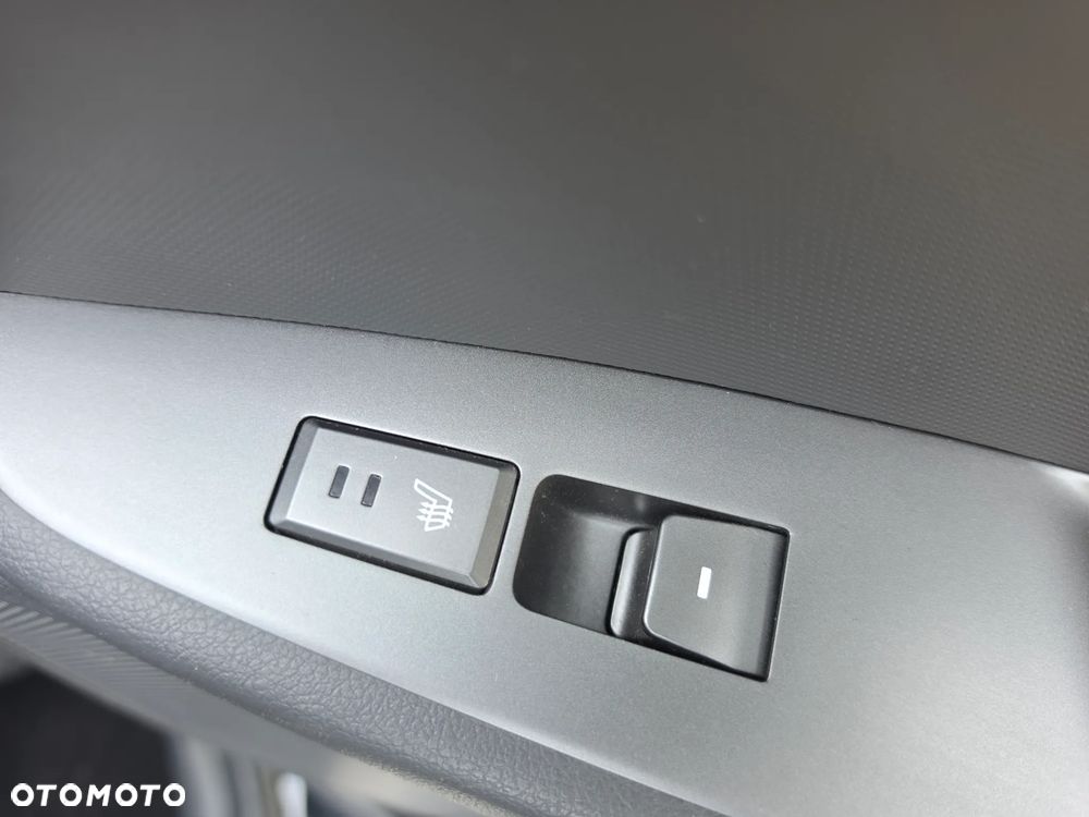Hyundai IONIQ hybrid Platinum - 21