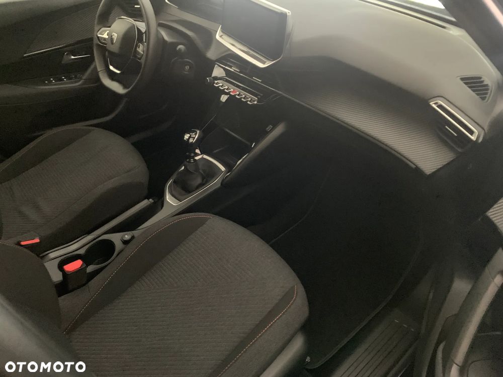 Peugeot 2008 Benzin 100 Style - 12