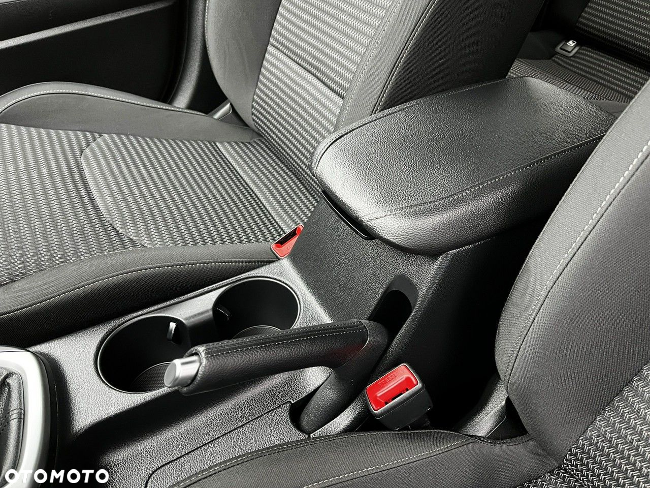 Kia Ceed 1.5 T-GDI Business Line Plus - 31