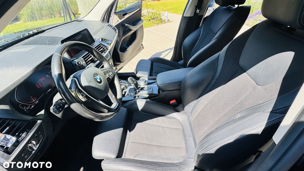 BMW X3 xDrive20i xLine - 10