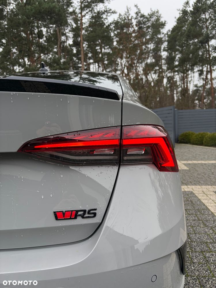 Skoda Octavia 2.0 TSI RS 245 DSG - 8