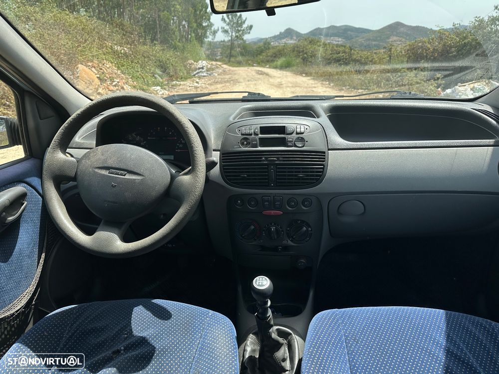 Fiat Punto - 9
