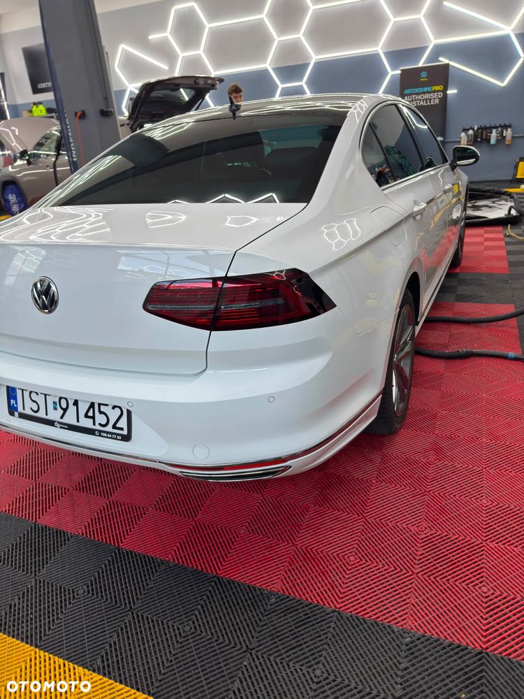 Volkswagen Passat 1.8 TSI BMT Highline DSG - 29