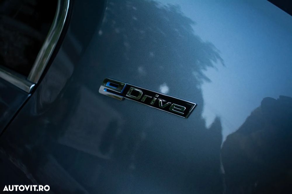 BMW Seria 5 530e Aut. Luxury Line - 10