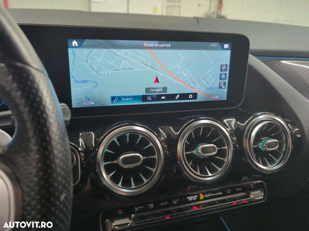 Mercedes-Benz GLA 200 d 4MATIC Aut. - 12