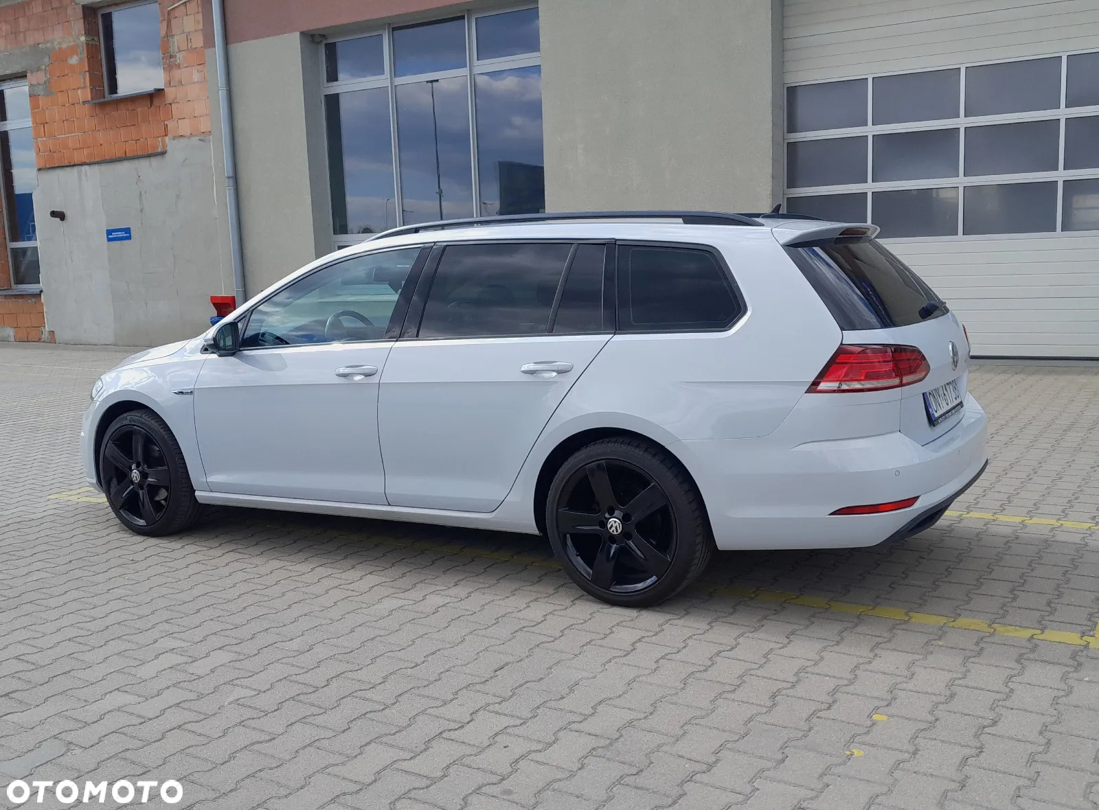 Volkswagen Golf VII 1.6 TDI BMT Comfortline - 10