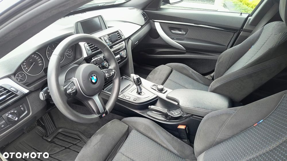 BMW 3GT 320d xDrive GT M Sport - 24