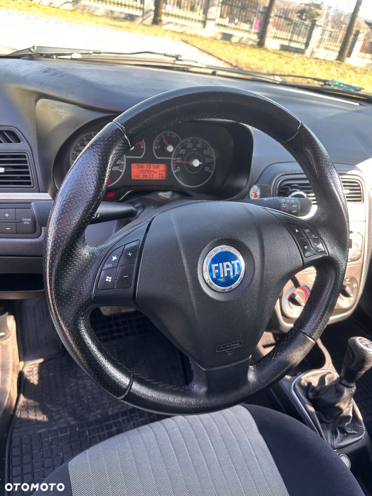 Fiat Grande Punto - 14