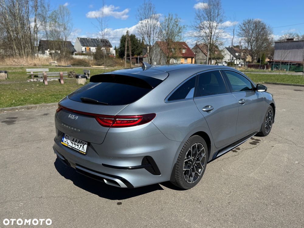 Kia ProCeed - 11