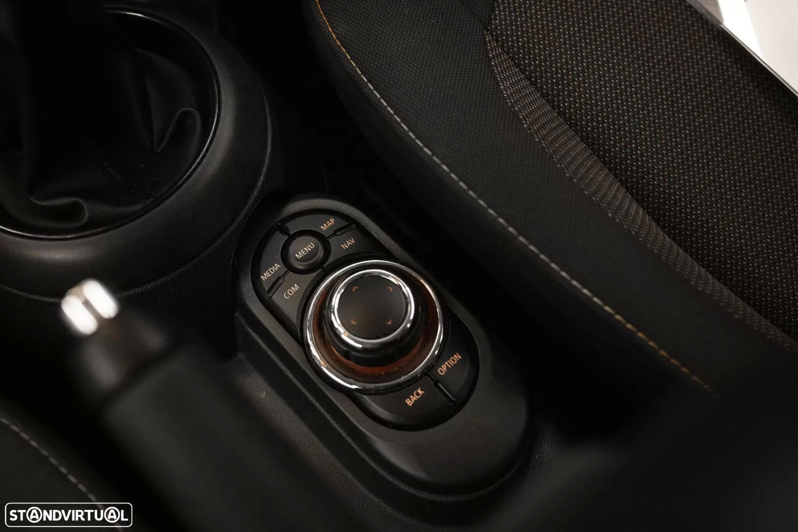 MINI 5 Portas One Sport Edition - 8
