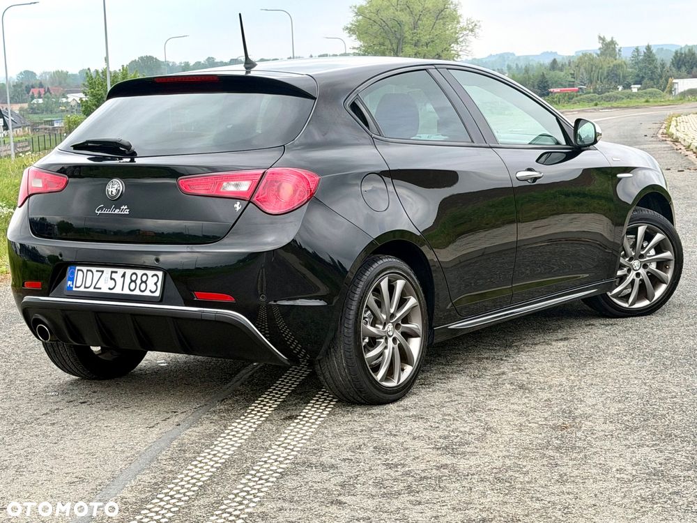 Alfa Romeo Giulietta 1.6 JTDM Veloce - 19