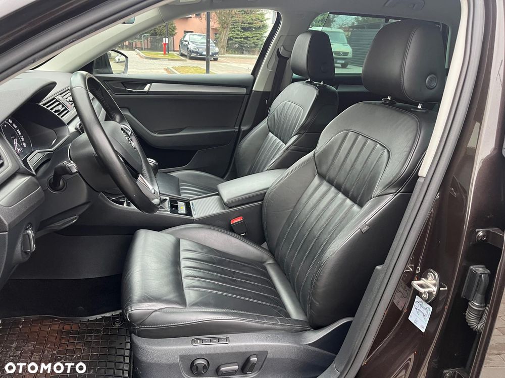 Skoda Superb 1.6 TDI GreenLine - 11