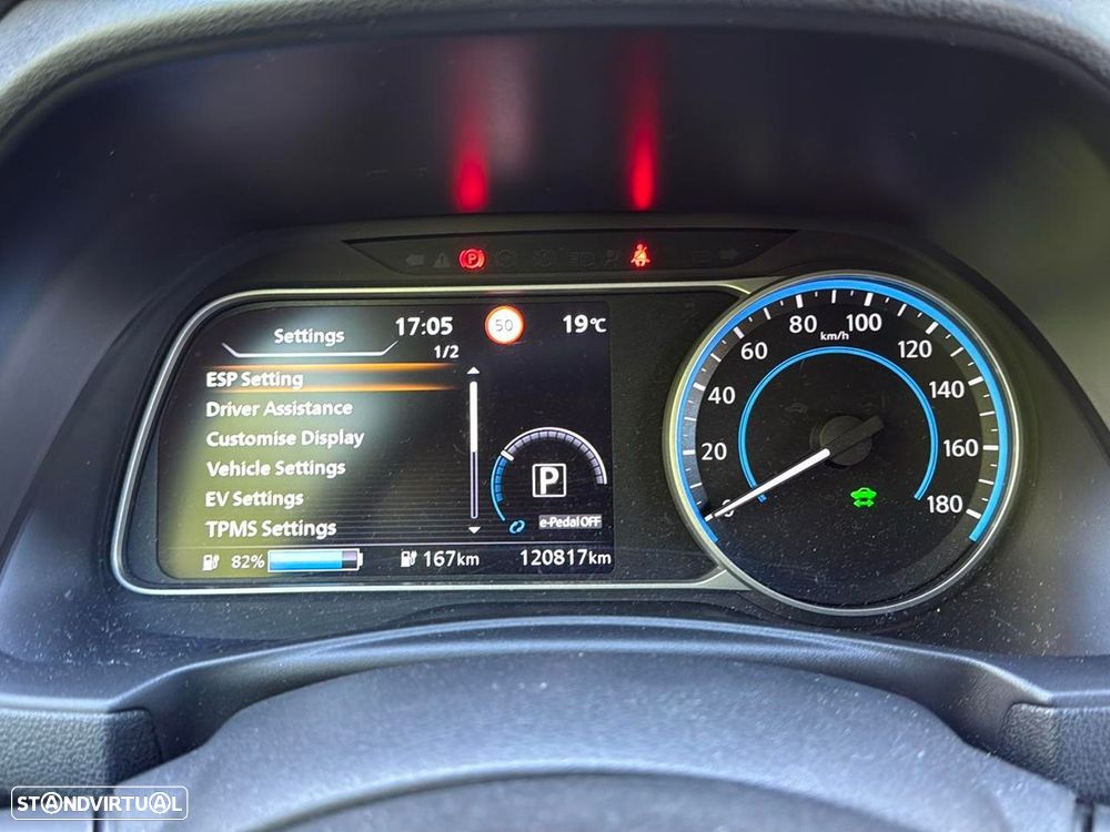 Nissan Leaf - 11