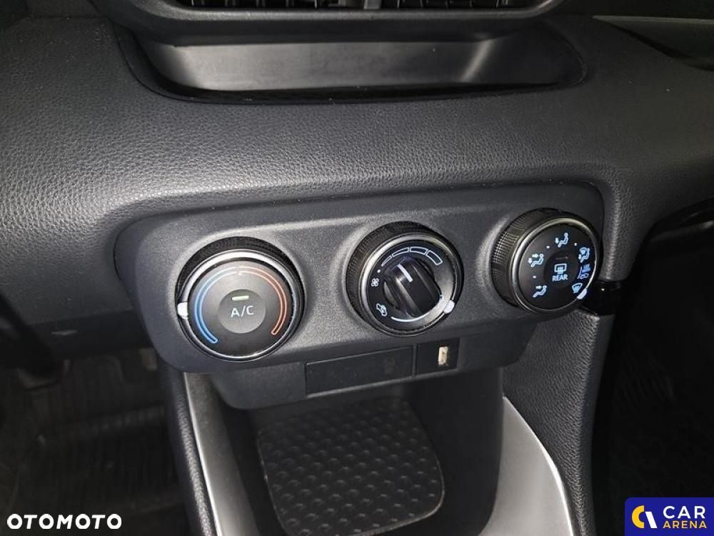 Toyota Yaris 1.5 Comfort - 14