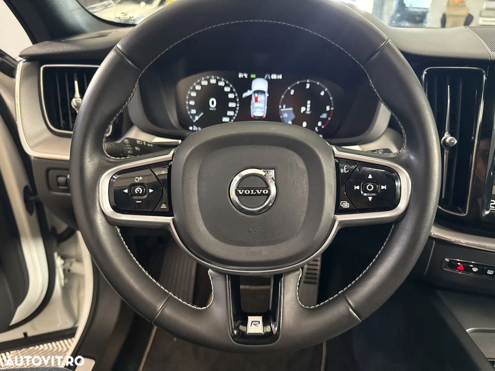 Volvo XC 60 - 16