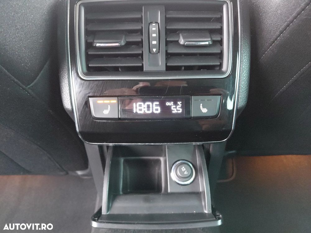 Skoda Superb 2.0 TDI DSG Style - 29