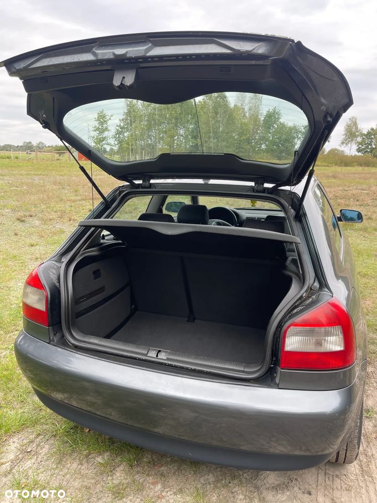 Audi A3 1.9 TDI Attraction - 24