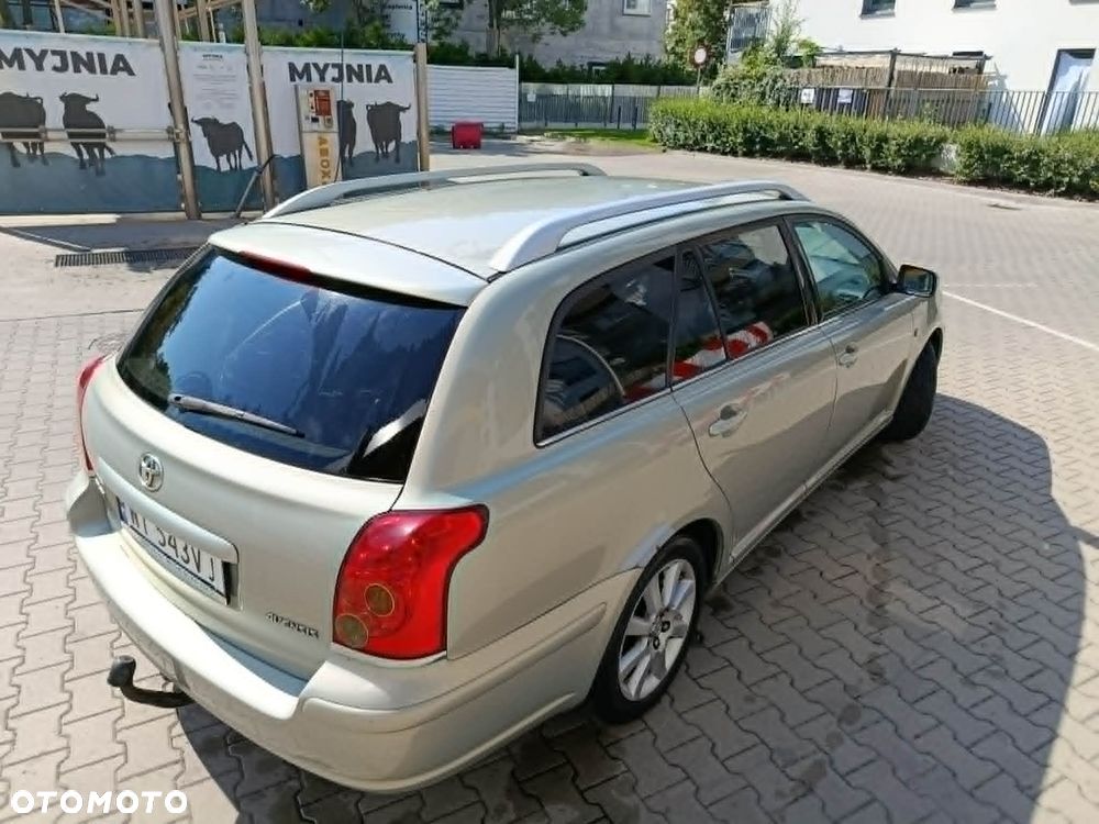Toyota Avensis 1.8 VVT-i Sol - 7