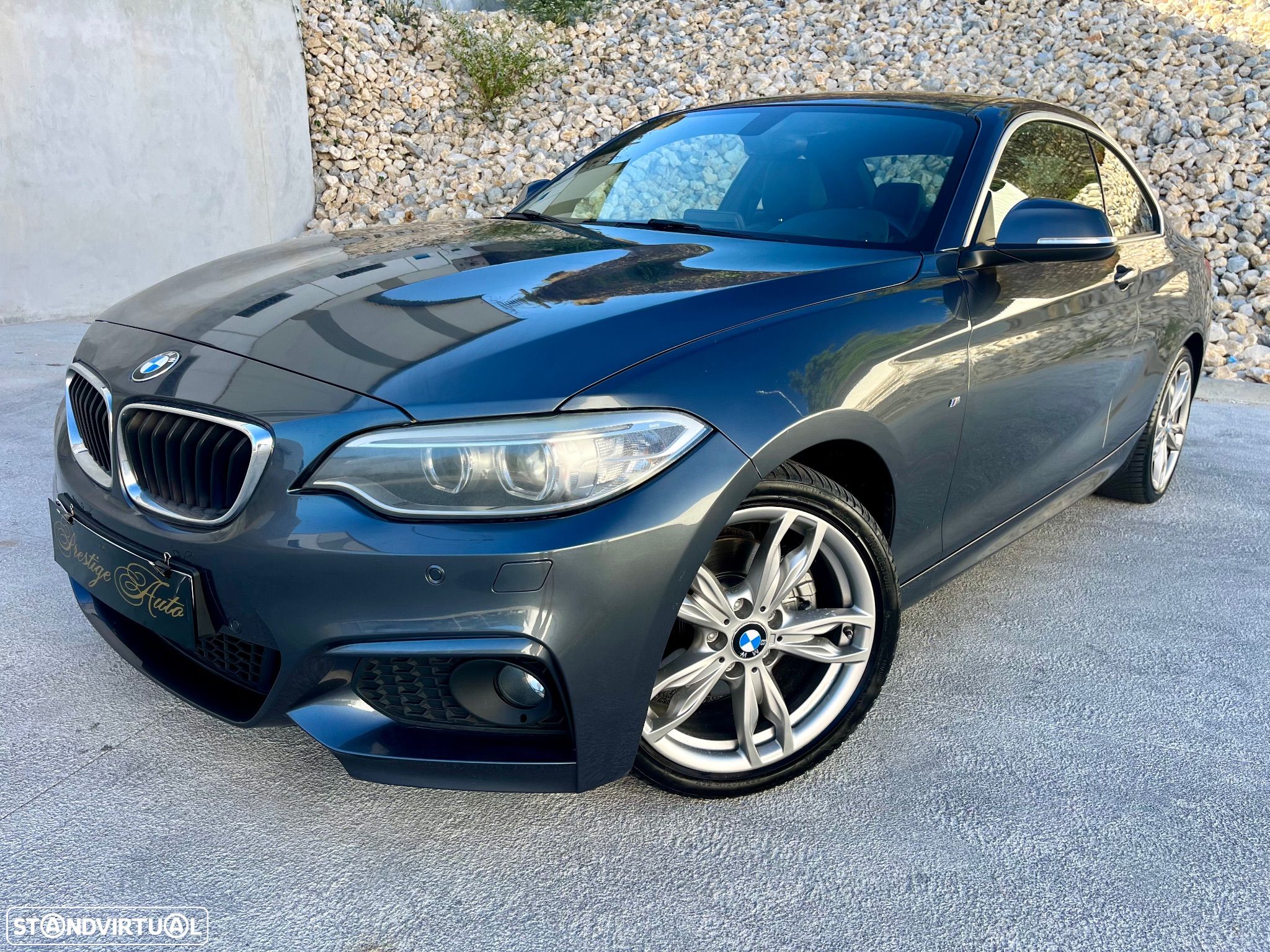 BMW 220 d Coupe Pack M - 1