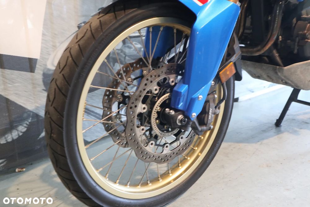 Honda CRF - 18