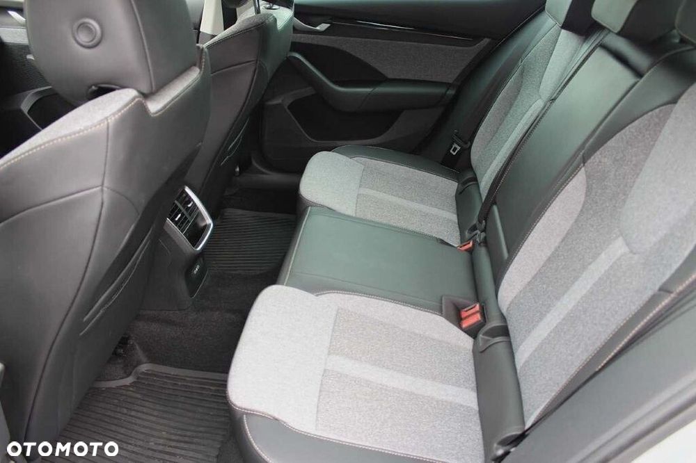 Skoda Octavia 2.0 TDI Selection - 14