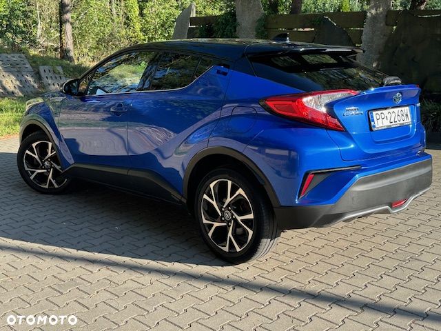 Toyota C-HR Lounge - 2