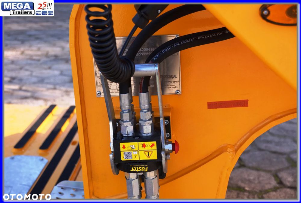 Inny TIEFBET 2x osie i balkon hydraulicznie sterowane - MEGA Trailers !!! - 32