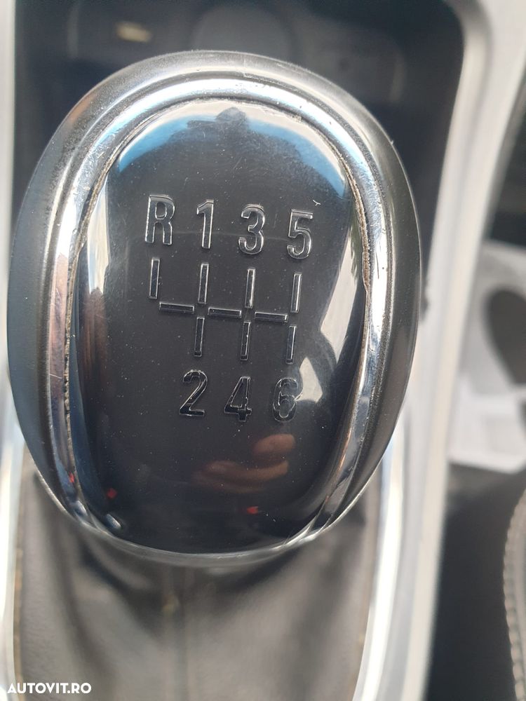 Opel Astra 1.6 CDTI Start/Stop Cosmo - 24