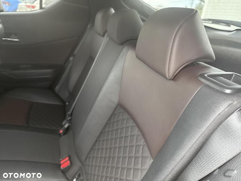 Toyota C-HR 1.8 Hybrid Prestige - 19