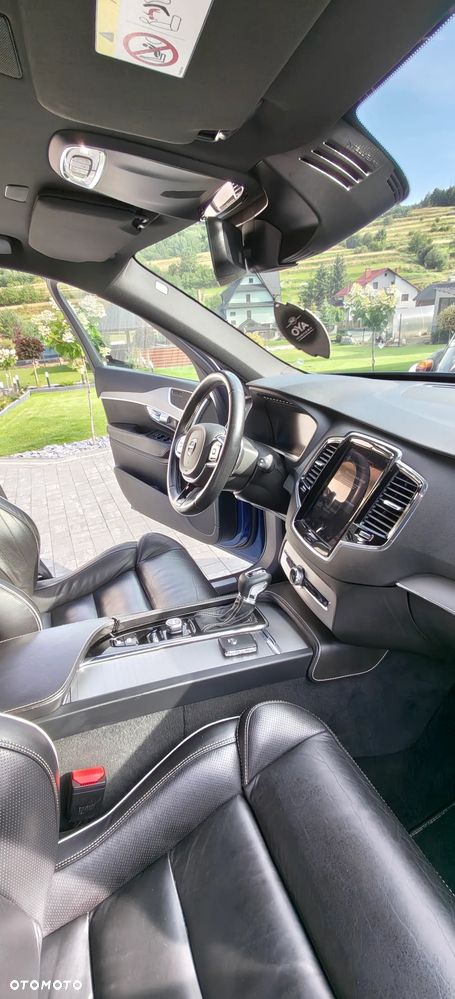 Volvo XC 90 D5 AWD R-Design 7os - 38