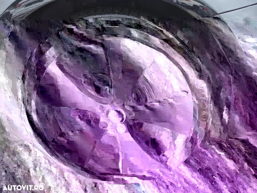 Mercedes-Benz E 220 d 4Matic 9G-TRONIC Avantgarde - 24